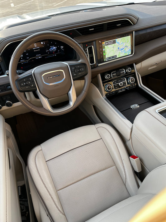 2024 GMC Yukon Denali - 6.L V8 Luxury SUV $299/day