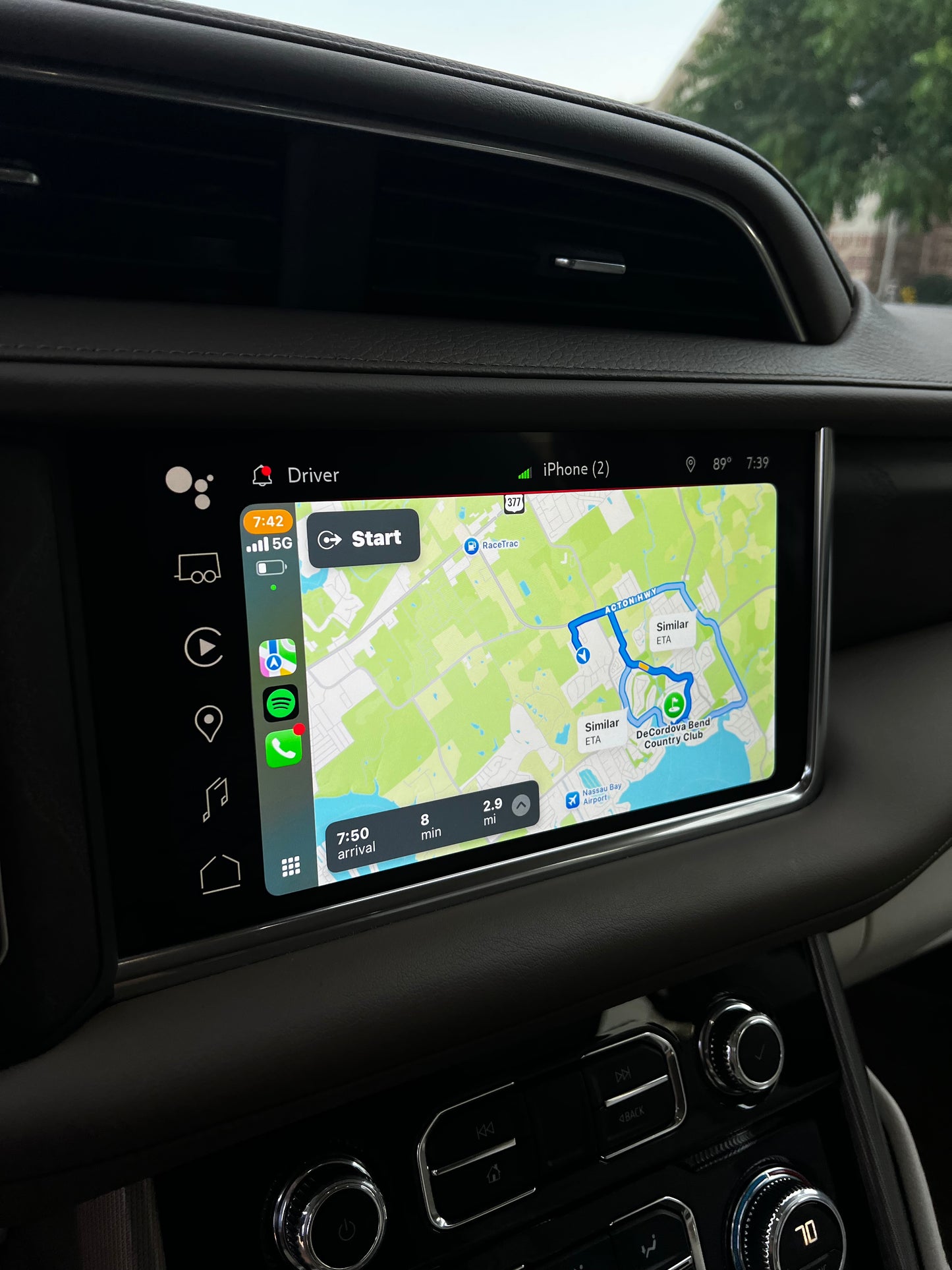 2024 GMC Yukon Denali - 6.L V8 Luxury SUV
