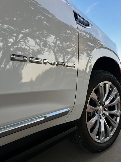 2024 GMC Yukon Denali - 6.L V8 Luxury SUV